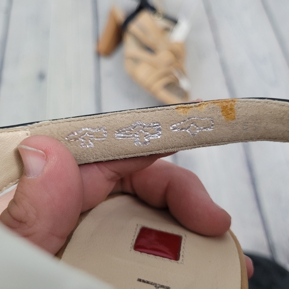 HOGL | strappy leather open toe heeled sandals - Picture 11 of 12